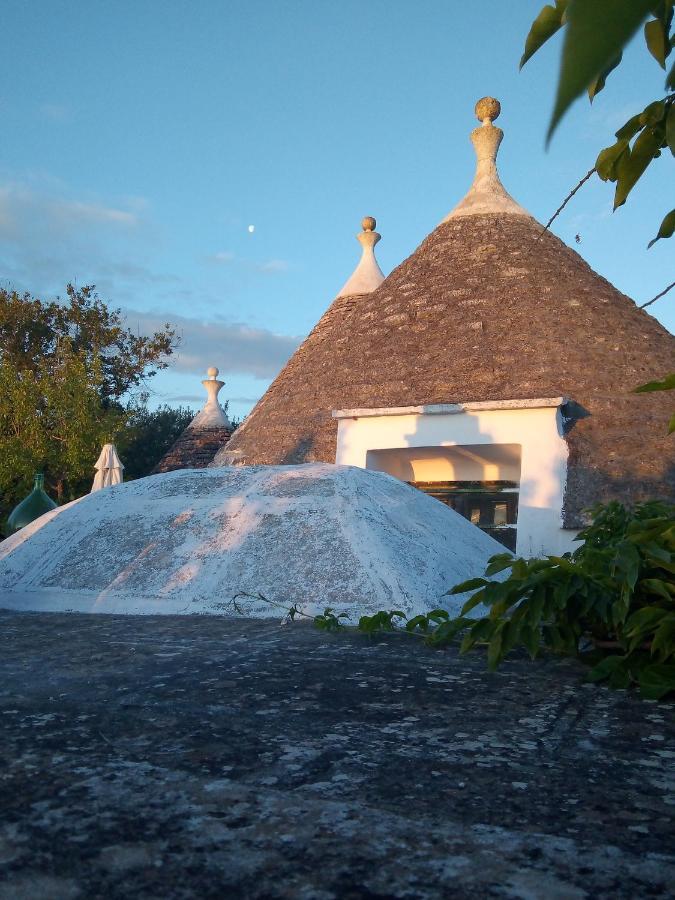 Trulli Di Ivana 奥斯图尼 外观 照片
